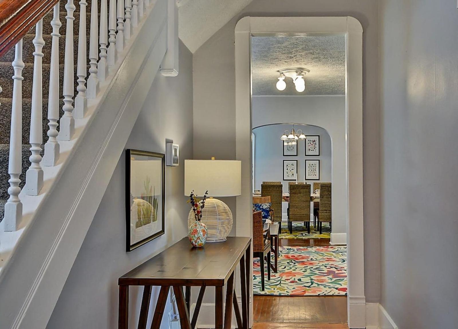 2446 Carrollton Ave Indianapolis Main image 2